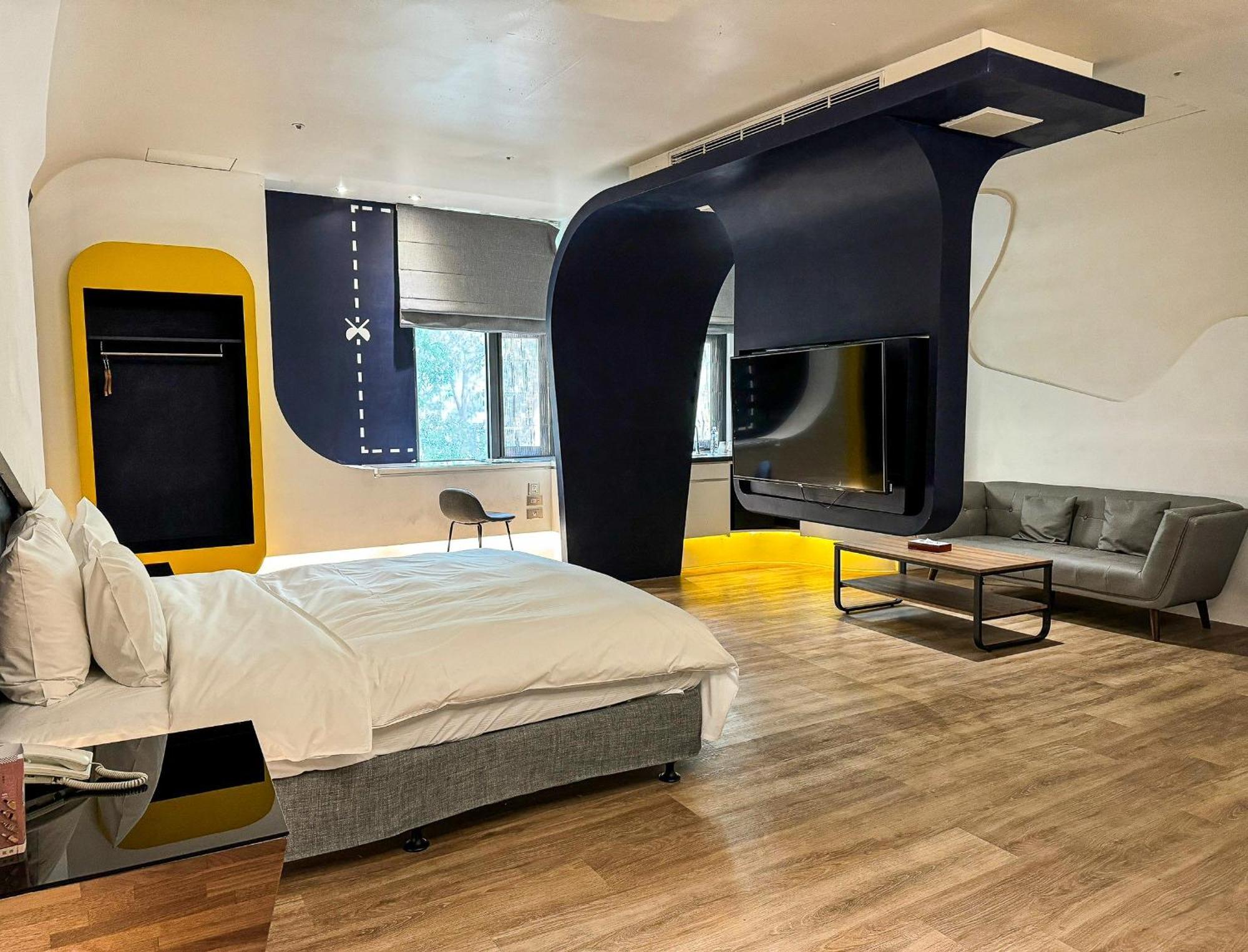 All-Ur Boutique Motel - Taichung Branch Exterior photo