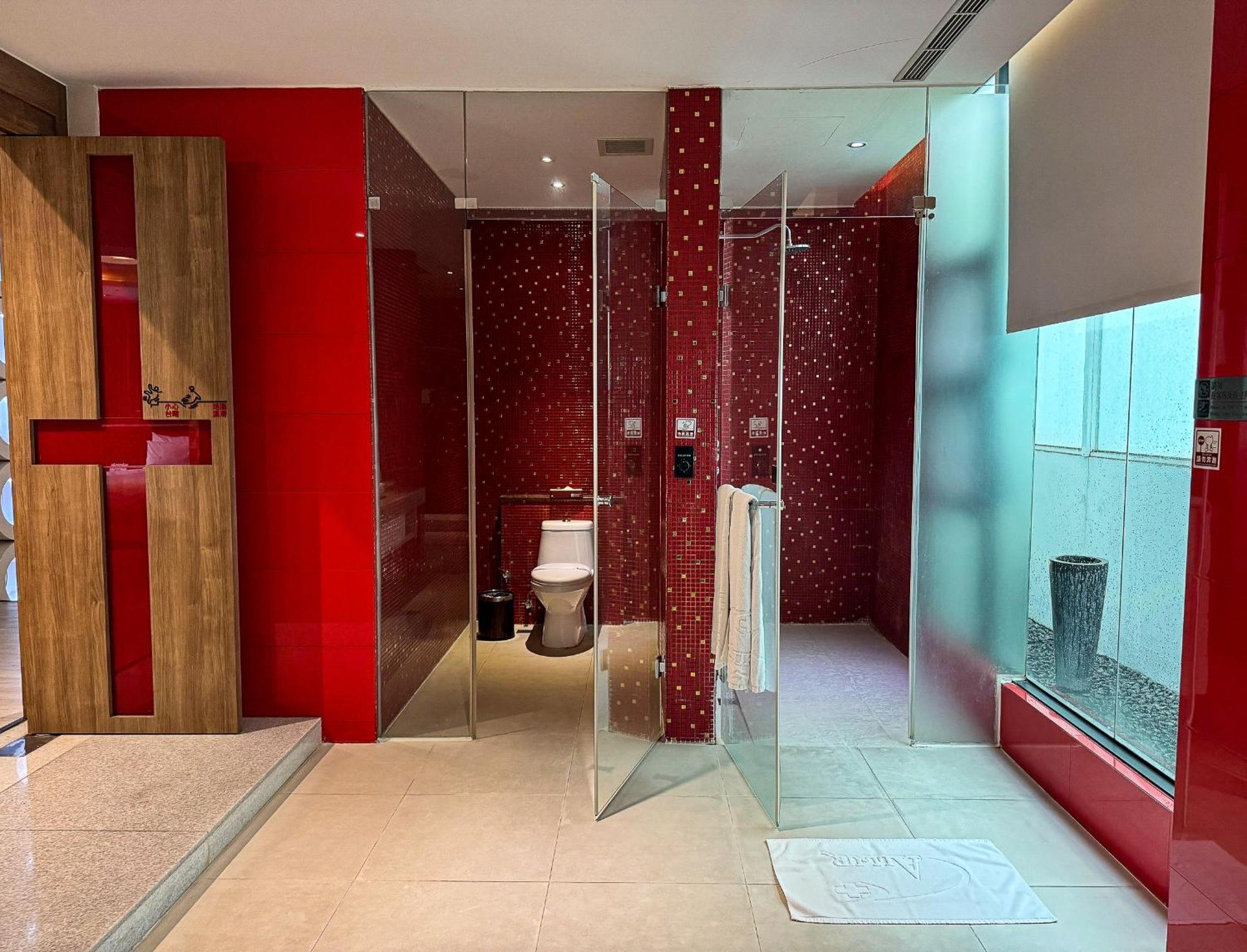 All-Ur Boutique Motel - Taichung Branch Exterior photo