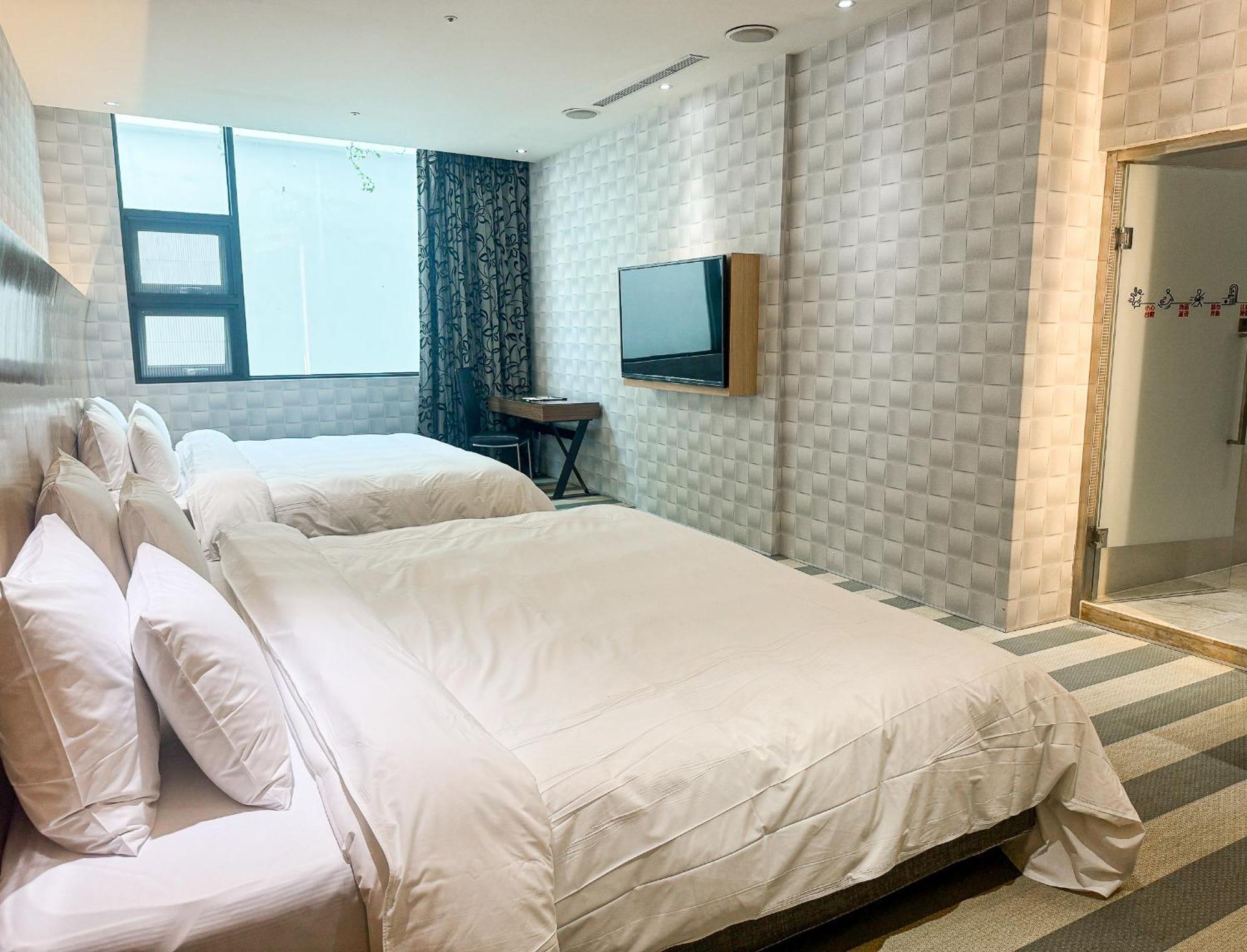All-Ur Boutique Motel - Taichung Branch Exterior photo