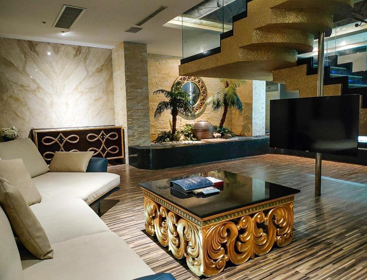 All-Ur Boutique Motel - Taichung Branch Exterior photo